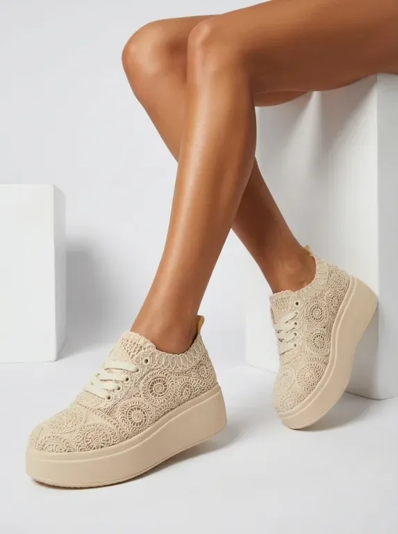Sportowe sneakersy damskie na platformie Zabeo